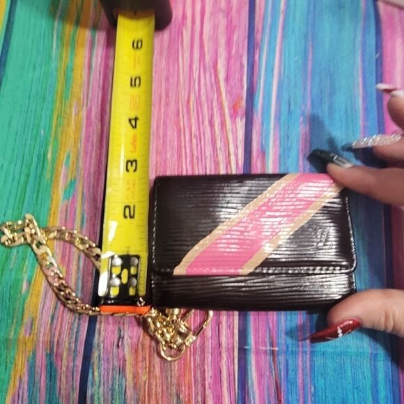 Authentic Louis Vuitton Epi Key Chain Holder Wristlet LAST CHANCE - Picture 11 of 14